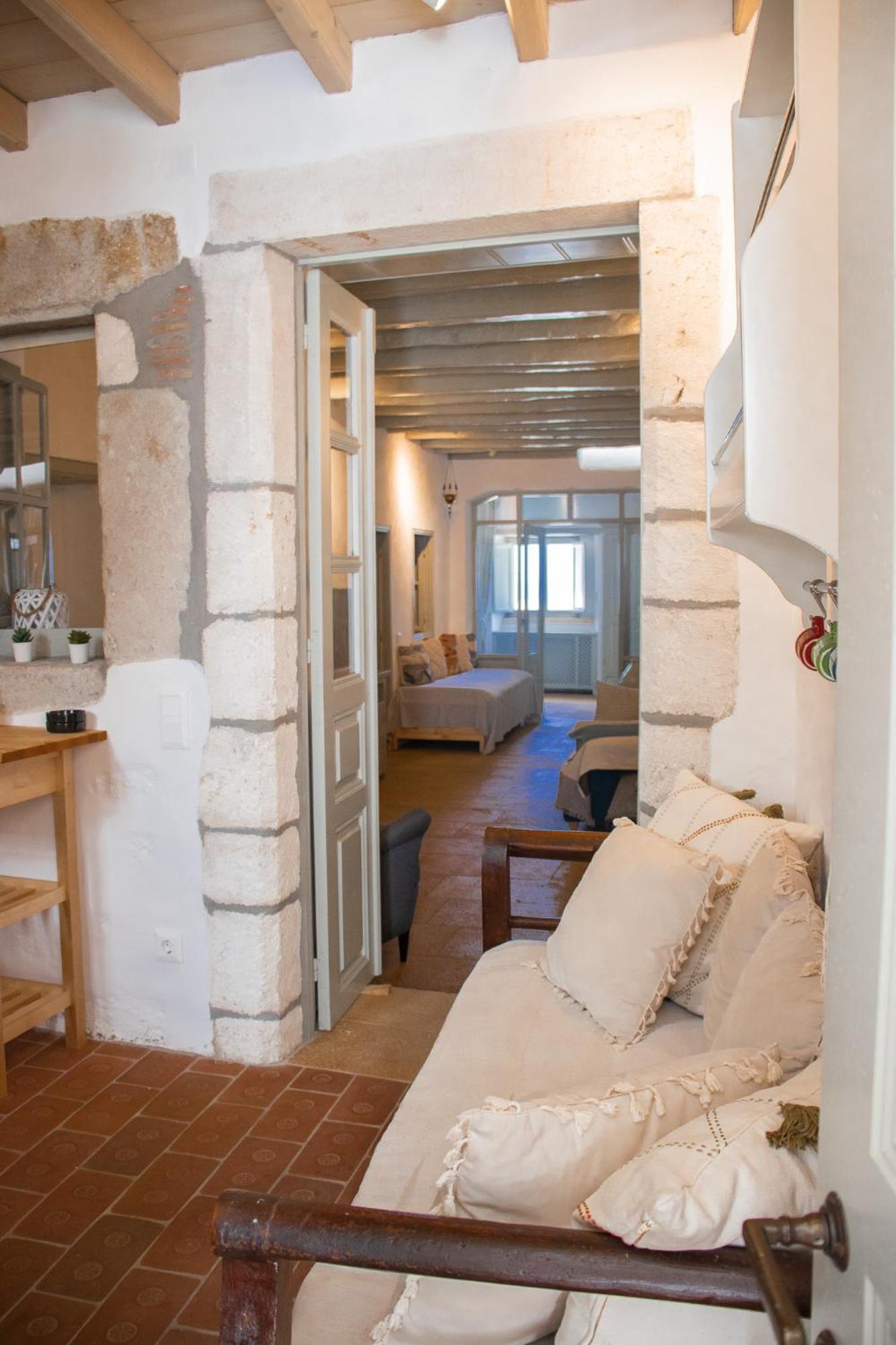 Patmos Traditional House Chora Near The Monastery Exterior foto
