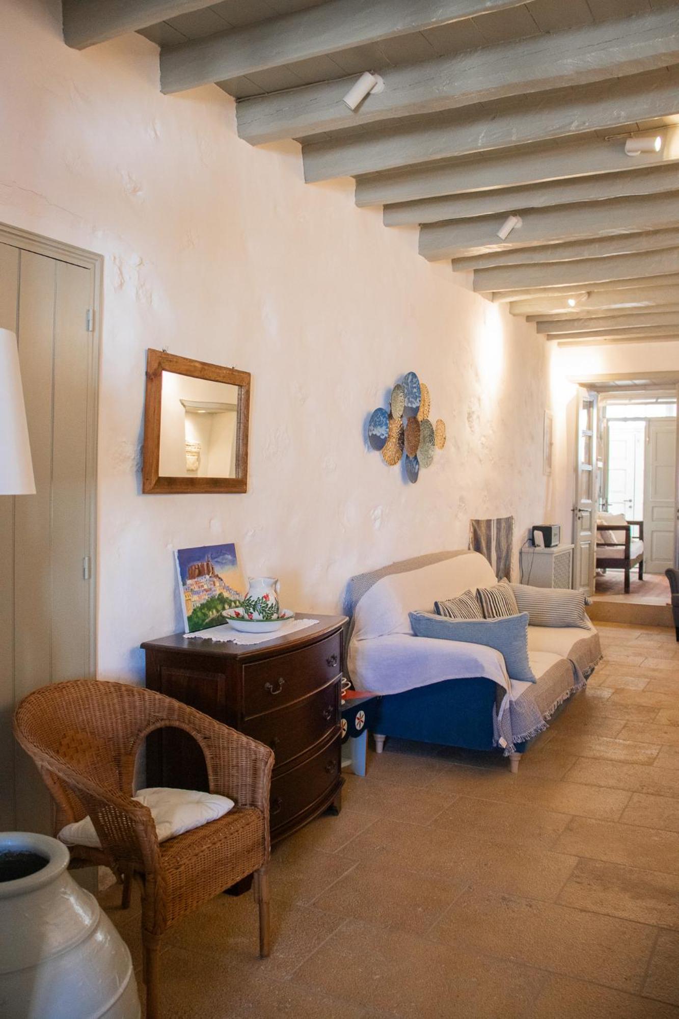 Patmos Traditional House Chora Near The Monastery Exterior foto